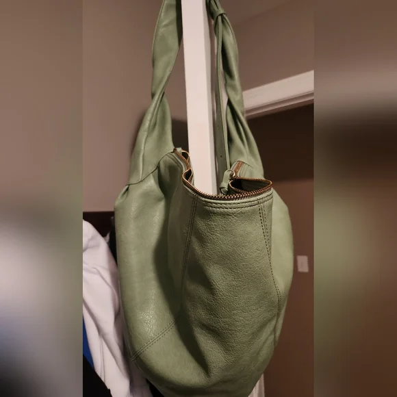 Shoulder bag - Picture 1 of 2